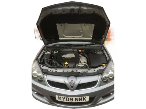 Vauxhall Vectra VXR KY09 NMK