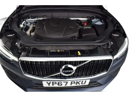 Volvo XC60 Momentum D4 AWD Auto YP67 PKU
