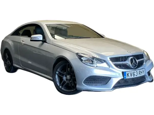 Mercedes-Benz E KV63 RHY