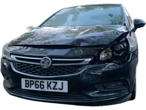 Vauxhall Astra BP66 KZJ