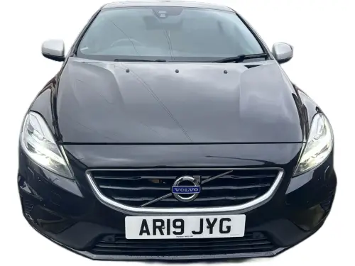 Volvo V40 AR19 JYG