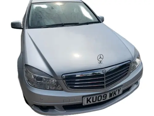Mercedes-Benz C KU09 WKY