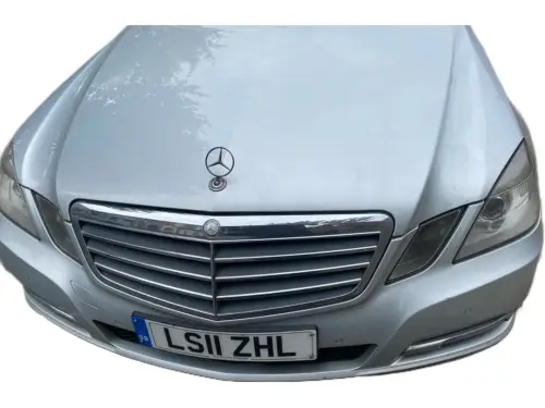 Mercedes-Benz E200 Blue-CY SE CDI A LS11 ZHL