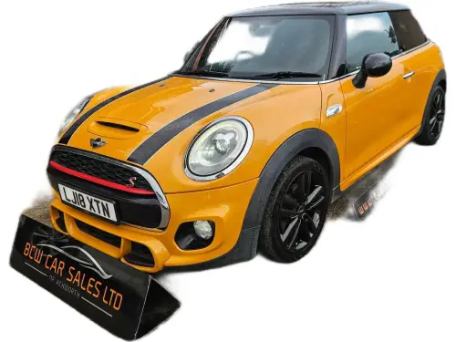 MINI Cooper S LJ18 XTN