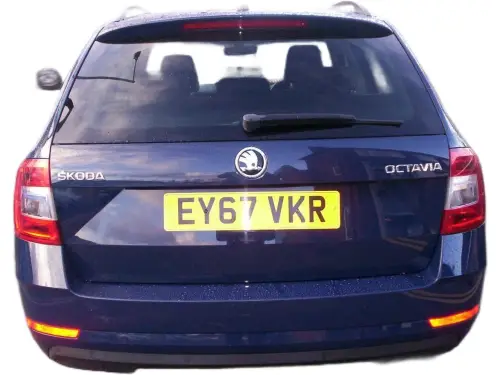 Škoda Octavia SE L TDI S-A EY67 VKR
