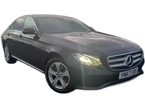 Mercedes-Benz E YN67 XDU