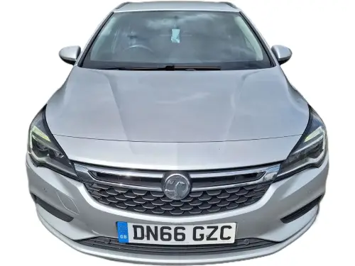 Vauxhall Astra DN66 GZC