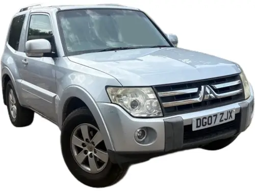 Mitsubishi Shogun Equippe DI-D SWB DG07 ZJX