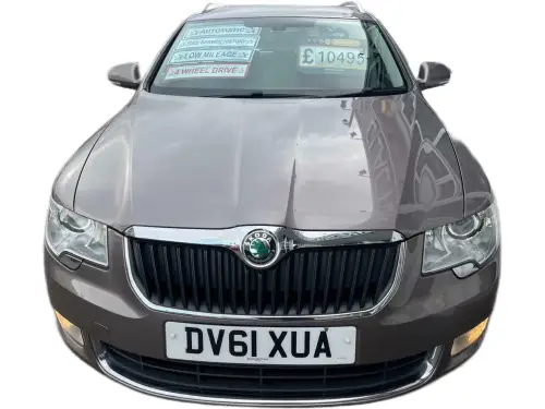 Škoda Superb Elegance Tdicr S-A DV61 XUA