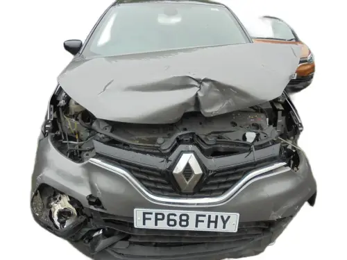 Renault Captur FP68 FHY