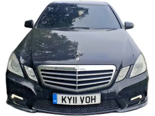 Mercedes-Benz E KY11 VOH