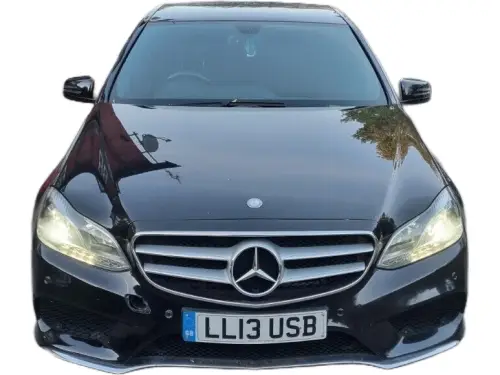 Mercedes-Benz E LL13 USB