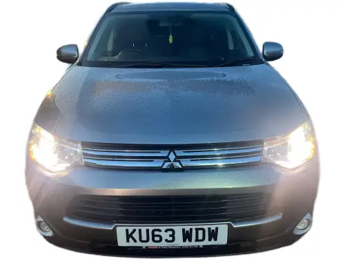 Mitsubishi Outlander GX 4 DI-D KU63 WDW