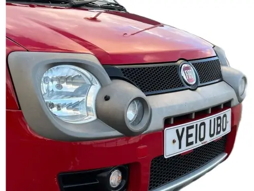 Fiat Panda Cross M-JET 4x4 YE10 UBO