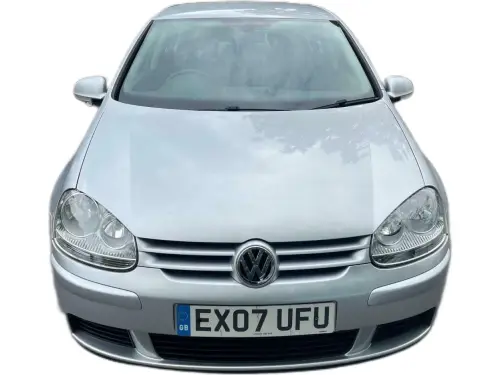Volkswagen Golf Match FSI 115 EX07 UFU