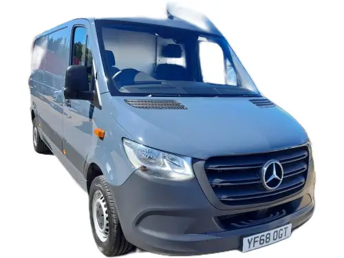 Mercedes-Benz Sprinter YF68 OGT
