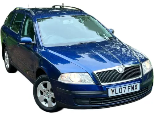 Škoda Octavia YL07 FWX