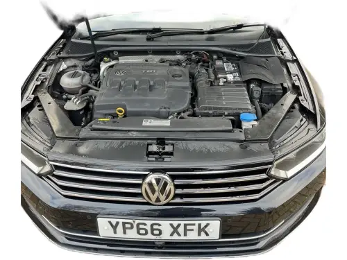 Volkswagen Passat YP66 XFK
