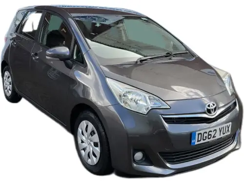 Toyota Verso DG62 YUX