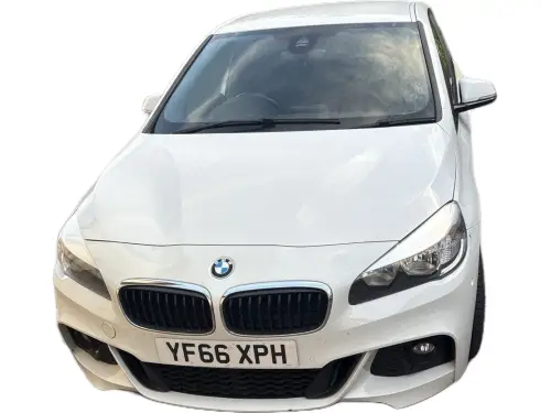 BMW 218 YF66 XPH