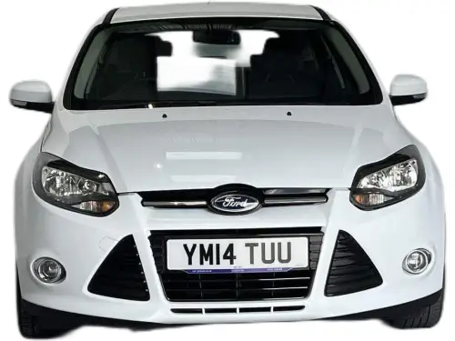 Ford Focus Titanium Navigator Turbo YM14 TUU
