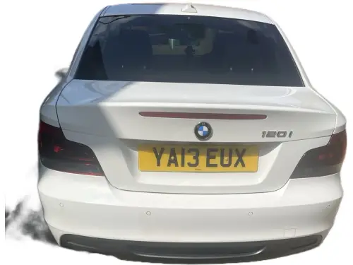 BMW 120 YA13 EUX