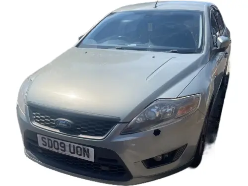 Ford Mondeo SD09 UON