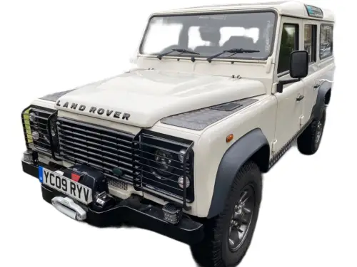 Land Rover Defender YC09 RYV
