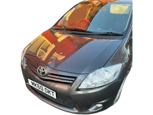Toyota Auris MK60 OKT