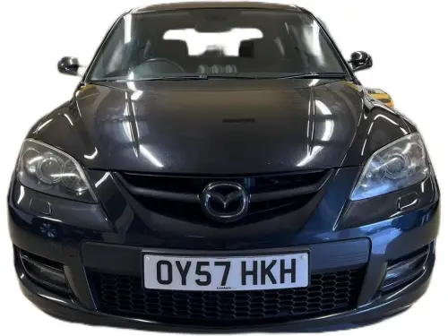 Mazda 3 OY57 HKH