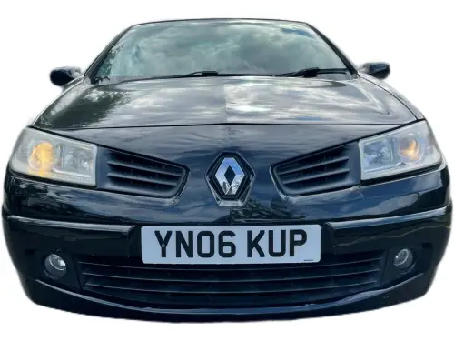 Renault Megane YN06 KUP