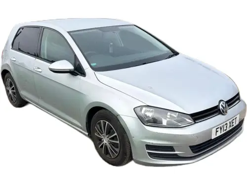 Volkswagen Golf FY13 XET