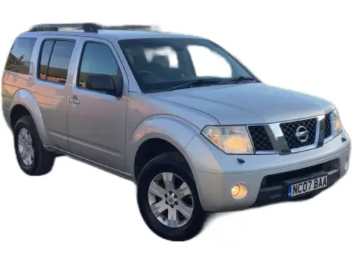 Nissan Pathfinder Sport dCi NC07 BAA