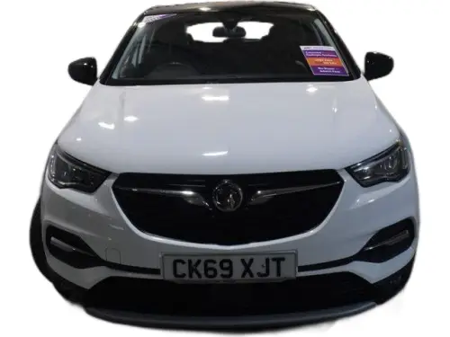 Vauxhall Grandland CK69 XJT