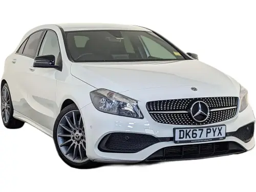 Mercedes-Benz A 180 AMG Line DK67 PYX
