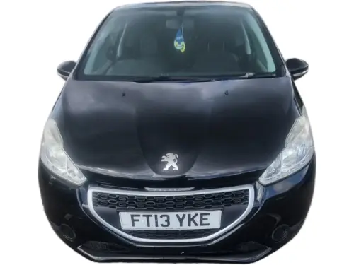 Peugeot 208 FT13 YKE