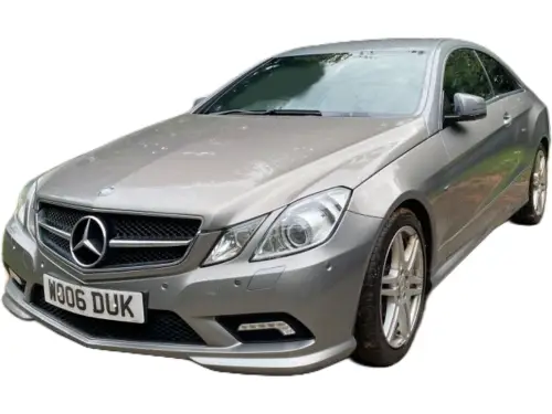 Mercedes-Benz E WO06 DUK