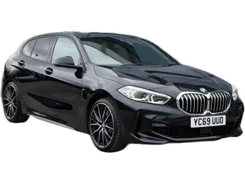 BMW 118 YC69 UUO