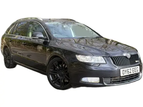 Škoda Superb OY62 EEG