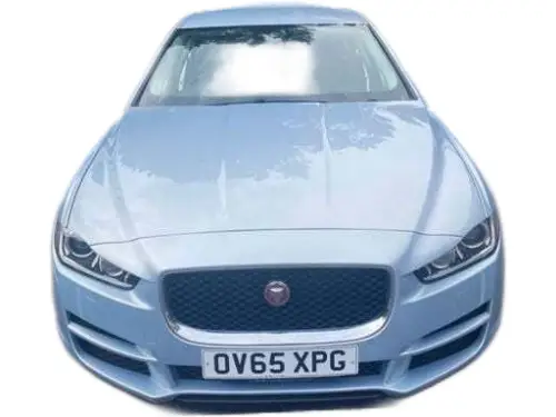Jaguar XE Portfolio D Auto OV65 XPG