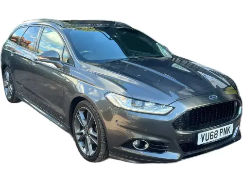 Ford Mondeo VU68 PNK