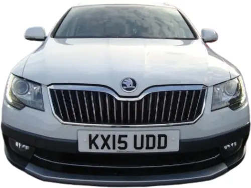 Škoda Superb KX15 UDD