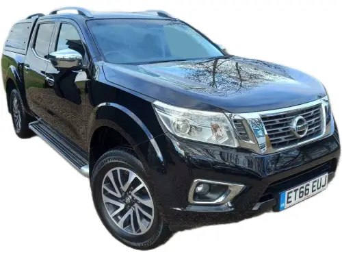 Nissan Navara Tekna dCi ET66 EUJ