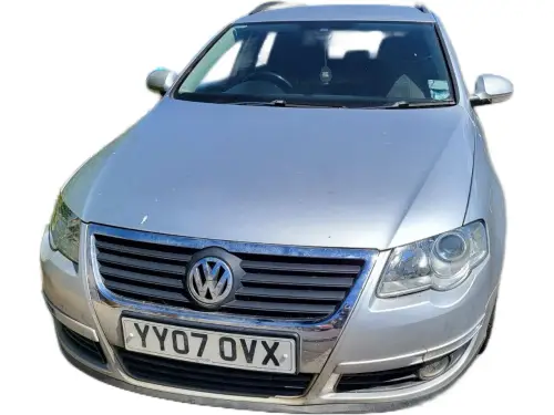 Volkswagen Passat YY07 OVX