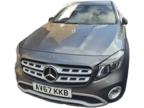 Mercedes-Benz GLA AV67 KKB