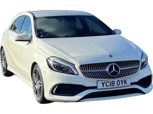 Mercedes-Benz A 180 AMG Line Premium YC18 OYK