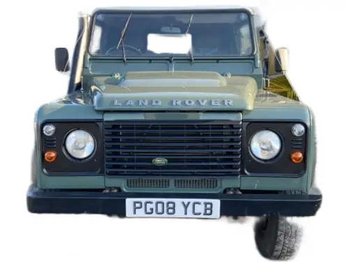 Land Rover Defender PG08 YCB