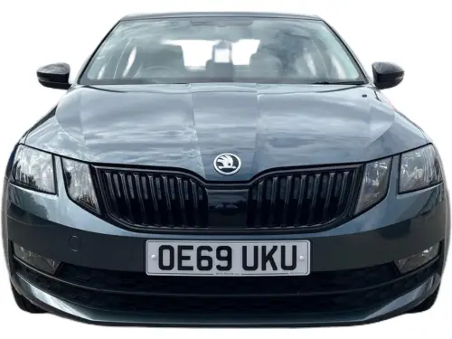 Škoda Octavia OE69 UKU