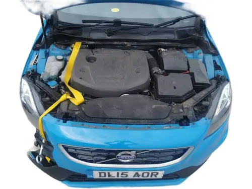 Volvo V40 DL15 AOR