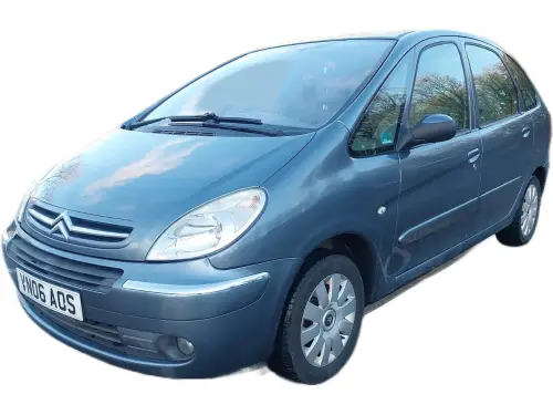 Nissan Pickup YN06 AOS